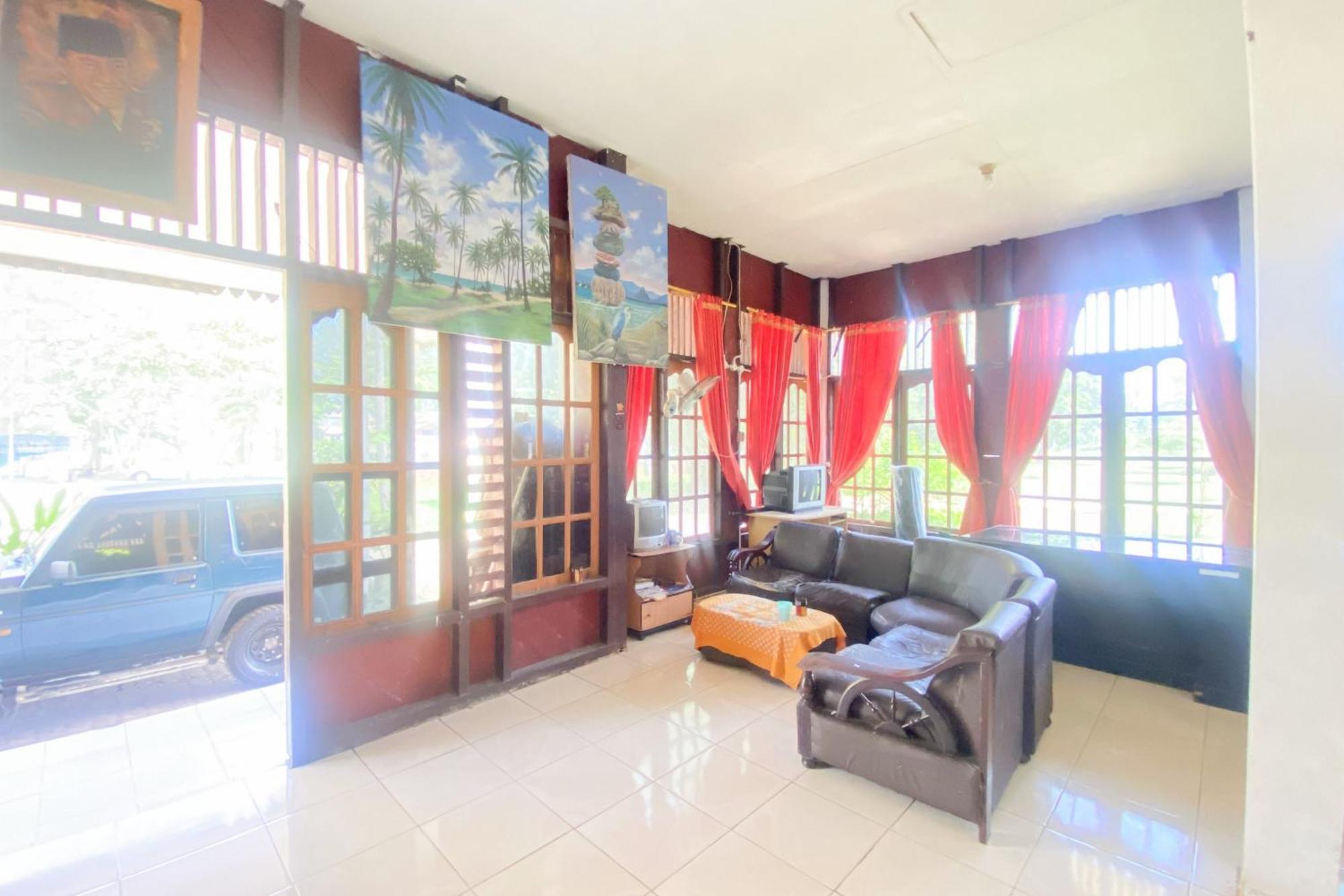 Hotel Pantai Panjang Bengkulu Redpartner Exterior foto