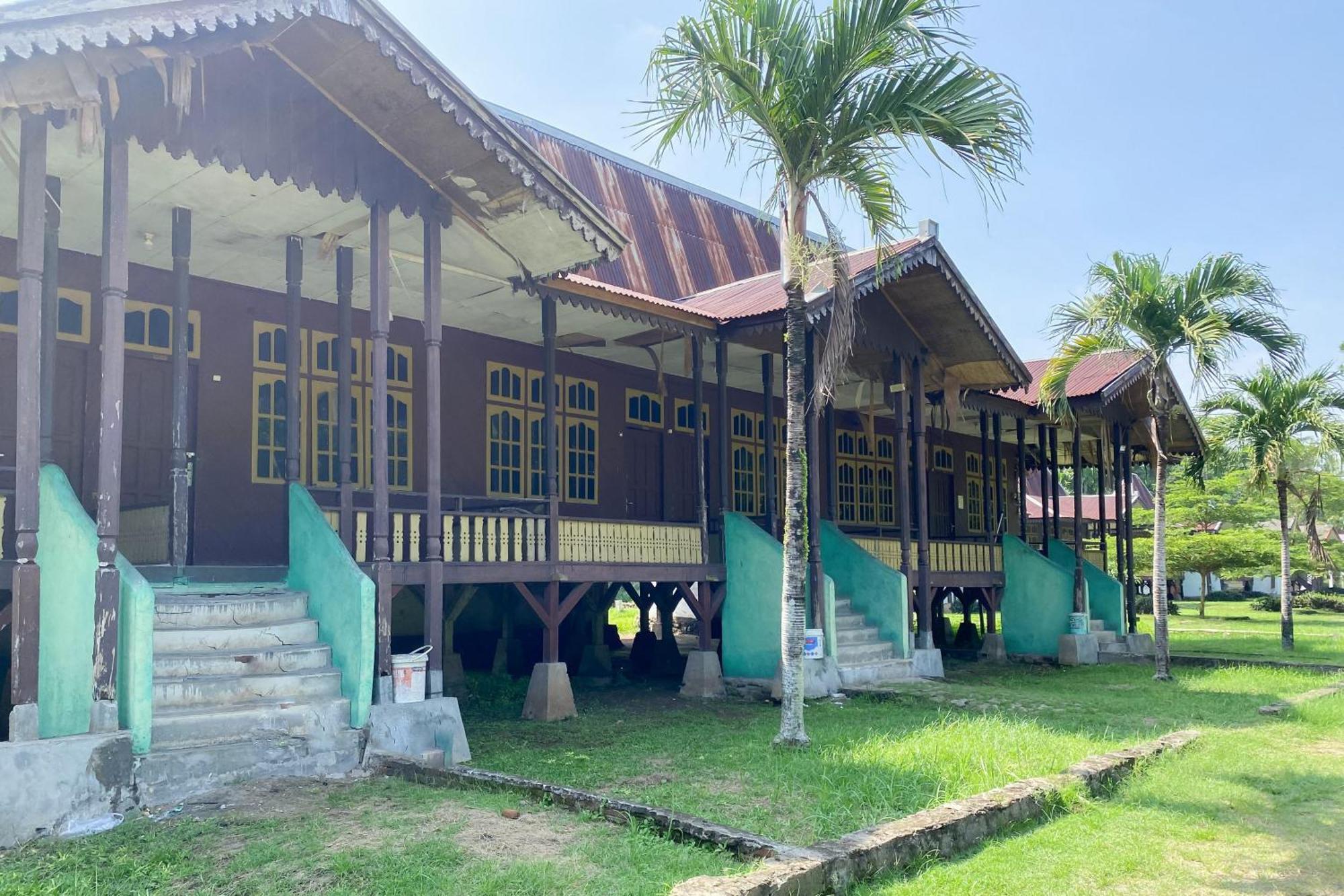 Hotel Pantai Panjang Bengkulu Redpartner Exterior foto